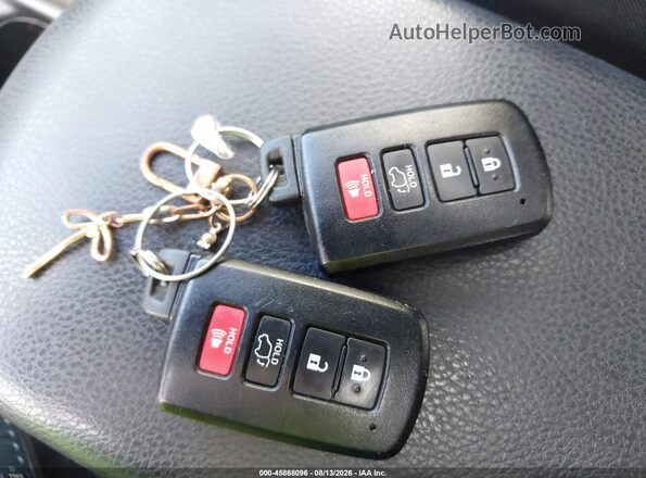 JTMWFREV8JJ169437 2018 TOYOTA RAV4 Blue Widok deski rozdzielczej