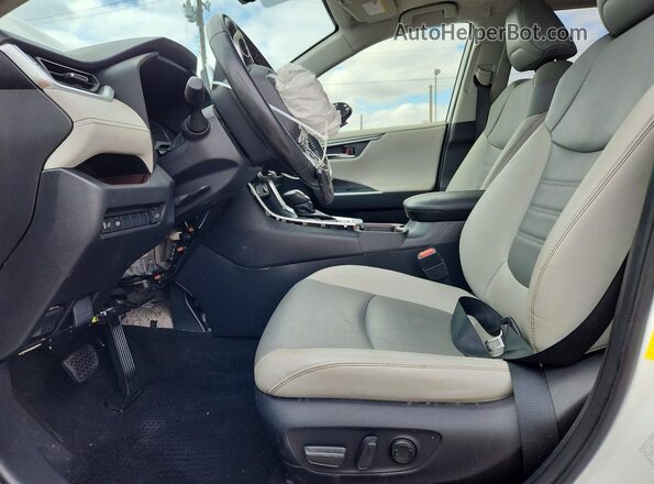 JTMY1RFV8KD500247 2019 TOYOTA RAV4 Белый Вид салона спереди