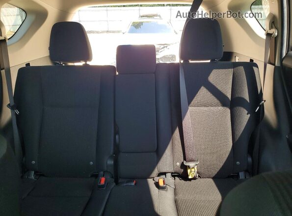 JTMZFREV1JJ752557 2018 TOYOTA RAV4 Gray Rear seats view