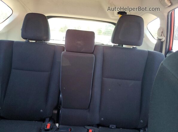 JTMZFREV2GJ068819 2016 TOYOTA RAV4 Red Вид задніх сидінь