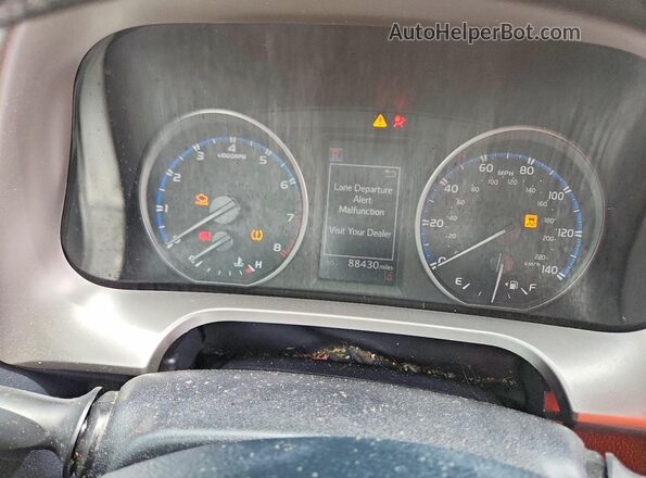 JTMZFREV3JJ164501 2018 TOYOTA RAV4 White Widok zestawu wskaźników
