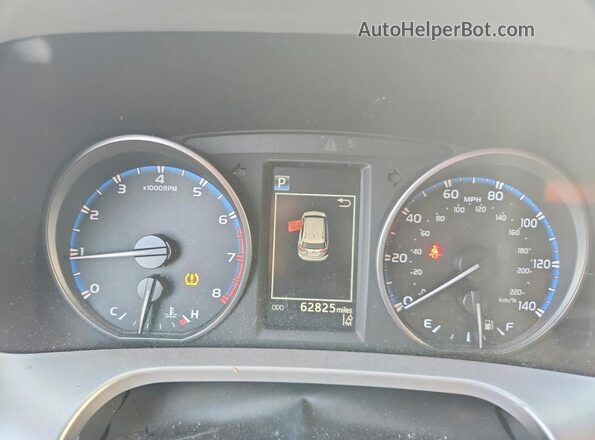 JTMZFREV4HJ143795 2017 TOYOTA RAV4 Красный Вид щитка приборов