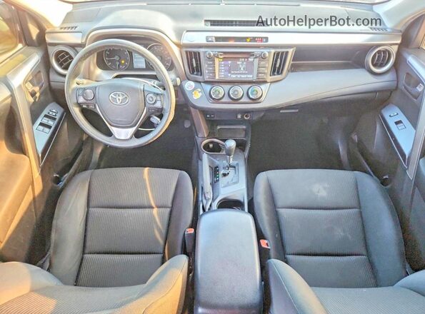 JTMZFREV4HJ143795 2017 TOYOTA RAV4 Красный Вид панели приборов