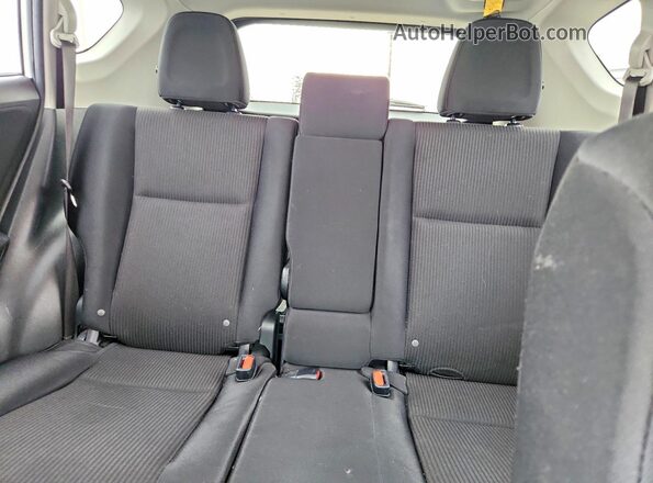 JTMZFREV4JJ201703 2018 TOYOTA RAV4 White Հետևի նստատեղերի տեսք
