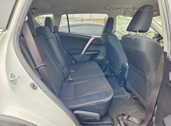 JTMZFREV4JJ201703 2018 TOYOTA RAV4 White Սալոնի հետևի տեսք