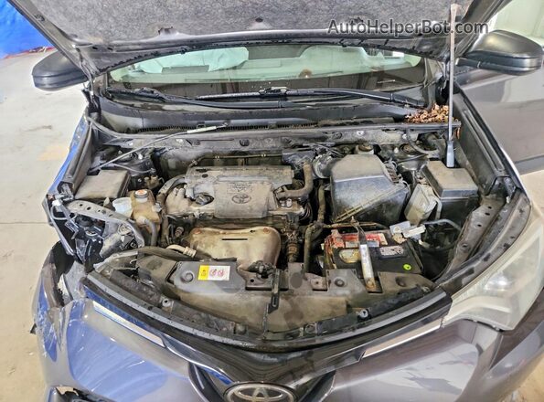JTMZFREV5HJ104634 2017 TOYOTA RAV4 Gray Vista del compartimento del motor
