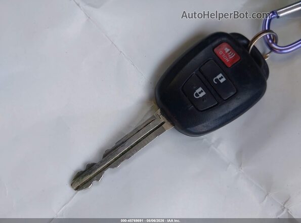 JTMZFREV5HJ124320 2017 TOYOTA RAV4 Red Widok deski rozdzielczej