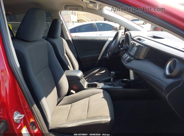 JTMZFREV5HJ124320 2017 TOYOTA RAV4 Red Widok wnętrza z przodu