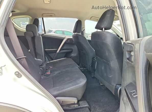 JTMZFREV6JJ751890 2018 TOYOTA RAV4 White Vista interior trasera