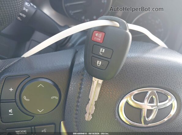 JTMZFREV7HJ703471 2017 TOYOTA RAV4 Gray Առջևի վահանակի տեսք