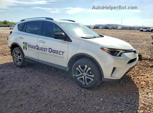JTMZFREV7HJ716592 2017 TOYOTA RAV4 White Передня права чверть