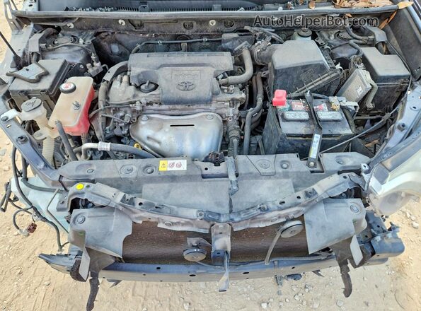JTMZFREV8HJ108757 2017 TOYOTA RAV4 Gray Rear interior view