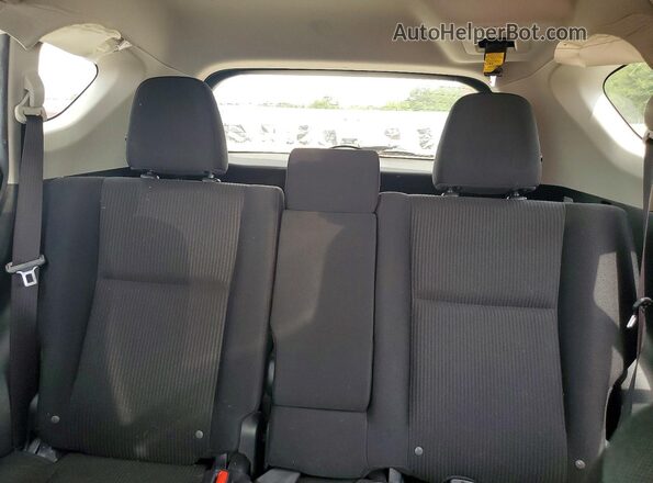 JTMZFREV8HJ111917 2017 TOYOTA RAV4 White Vista de los asientos traseros