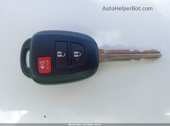 JTMZFREV8JJ728918 2018 TOYOTA RAV4 White Dashboard view
