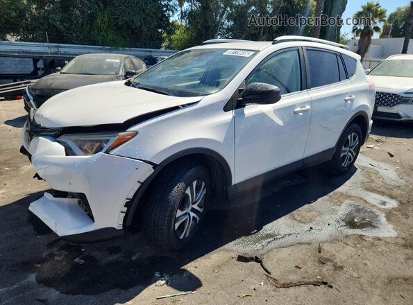 JTMZFREVXHJ701987 2017 TOYOTA RAV4 White 
