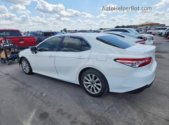 JTNB11HK5J3028311 2018 TOYOTA CAMRY White უკანა მარცხენა