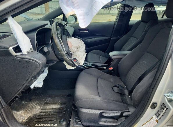 JTNB4MBE5M3120857 2021 TOYOTA COROLLA Silver Front interior view