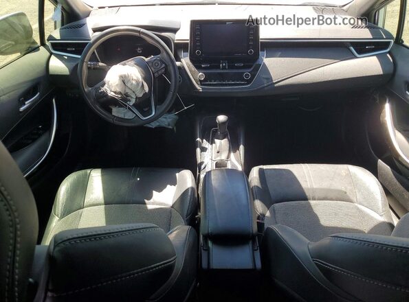 JTNC4MBE1M3120245 2021 TOYOTA COROLLA Белый Вид панели приборов