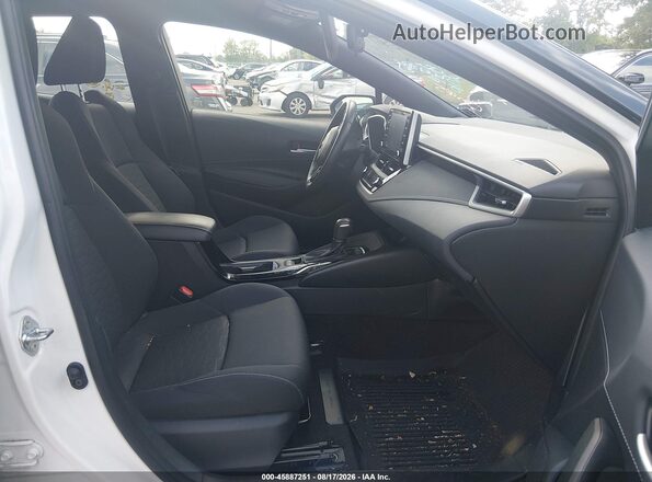 JTND4MBE1N3184260 2022 TOYOTA COROLLA Белый Вид салона спереди