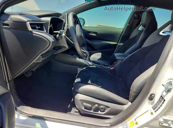 JTND4MBE3T3258954 2026 TOYOTA COROLLA White Front interior view