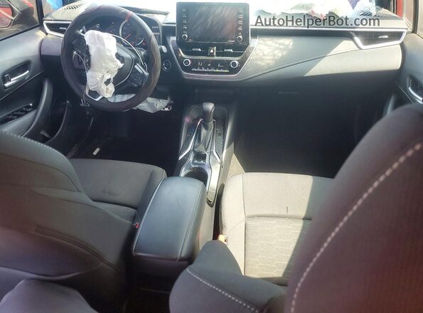 JTND4MBE6M3108659 2021 TOYOTA COROLLA Red Widok deski rozdzielczej