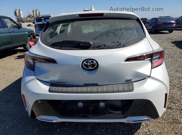 JTND4MBEXM3137324 2021 TOYOTA COROLLA White Rear view