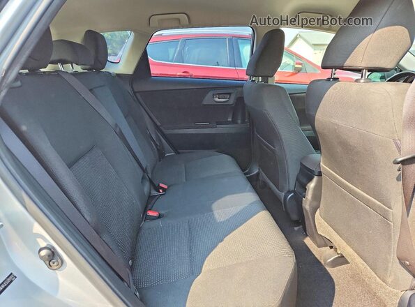 JTNKARJE2JJ559593 2018 TOYOTA COROLLA Silver Widok tylnych siedzeń