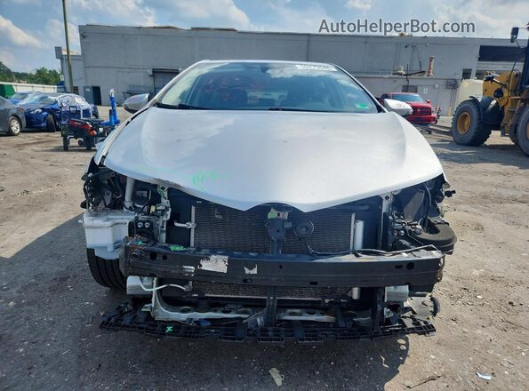 JTNKARJE3HJ537869 2017 TOYOTA COROLLA Серебряный Вид спереди