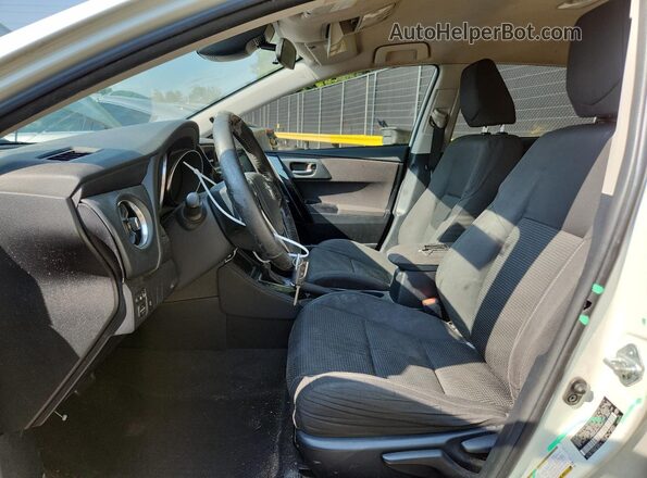 JTNKARJE5HJ532012 2017 TOYOTA COROLLA White Widok wnętrza z przodu