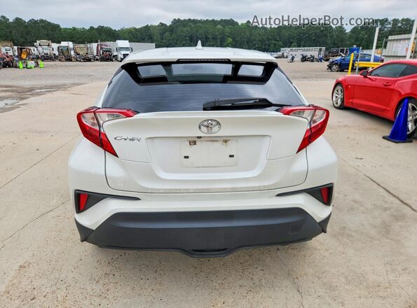 JTNKHMBX0J1009730 2018 TOYOTA C-HR Белый Вид сзади
