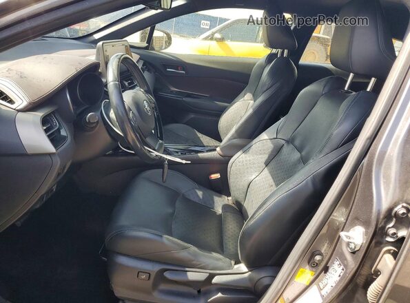 JTNKHMBX0K1024780 2019 TOYOTA C-HR Gray Вид салону спереду