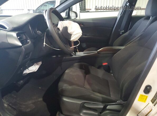 JTNKHMBX3K1054971 2019 TOYOTA C-HR Белый Вид салона спереди