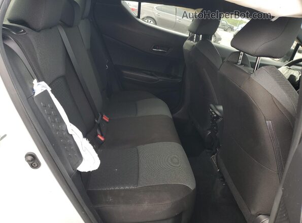 JTNKHMBX5N1134843 2022 TOYOTA C-HR White Widok wnętrza z tyłu