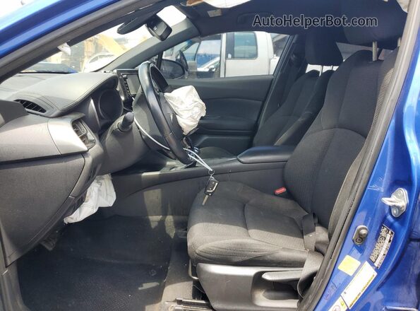JTNKHMBX6J1008761 2018 TOYOTA C-HR Blue Widok wnętrza z przodu