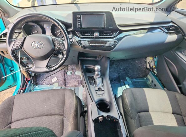 JTNKHMBX7J1010700 2018 TOYOTA C-HR Turquoise Առջևի վահանակի տեսք