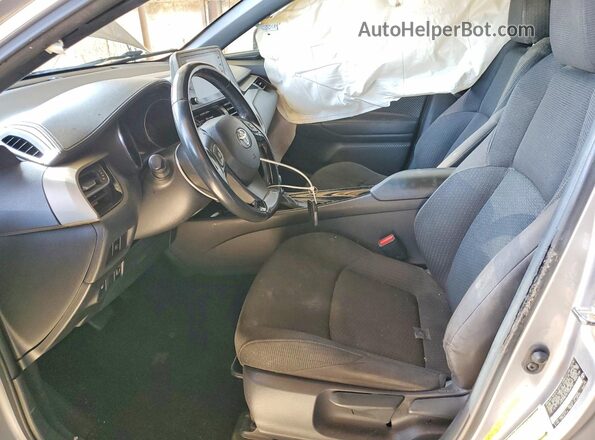 JTNKHMBX7K1033072 2019 TOYOTA C-HR Серебряный Вид салона спереди