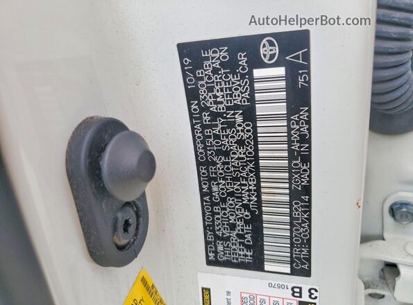 JTNKHMBX7K1062300 2019 TOYOTA C-HR White Widok komory silnika