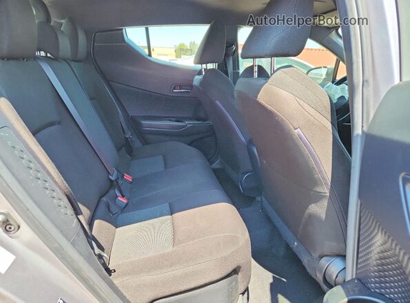 JTNKHMBX9K1054280 2019 TOYOTA C-HR Silver Вид задніх сидінь
