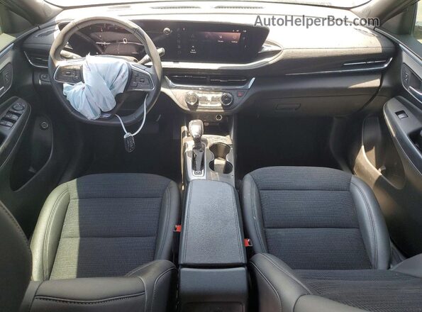 KL47LAE27RB223668 2024 BUICK OTHER Серебряный Вид панели приборов