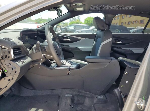KL47LAEP0SB220936 2025 BUICK OTHER Gray Սալոնի դիմացի տեսք