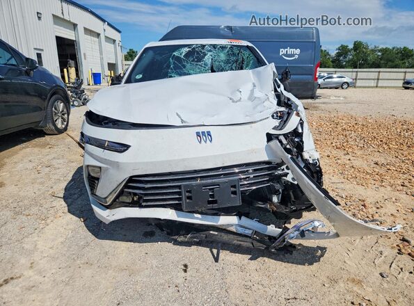 KL47LAEP3TB113803 2026 BUICK OTHER White Front view
