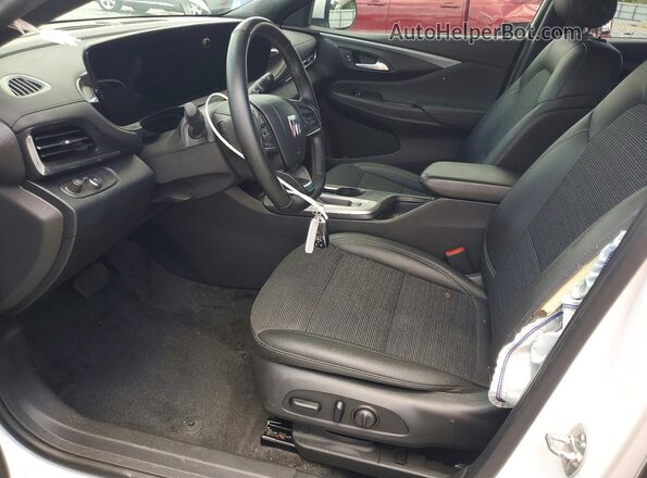 KL47LAEP4SB209440 2025 BUICK OTHER White Front interior view