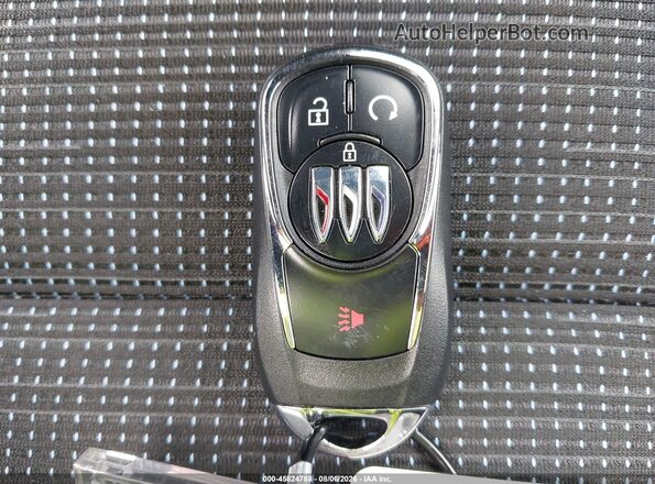 KL47LAEP6TB217332 2026 BUICK OTHER White Առջևի վահանակի տեսք