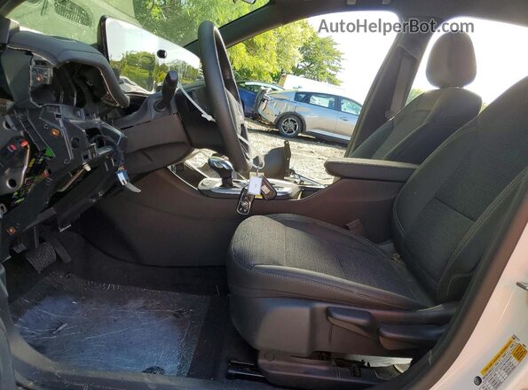 KL47LAEP9SB178055 2025 BUICK OTHER White Вид салону спереду
