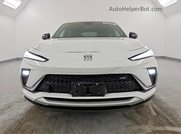 KL47LBEP6SB226276 2025 BUICK OTHER White Vista frontal