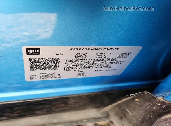 KL47LBEP8SB105605 2025 BUICK OTHER Blue Engine compartment view