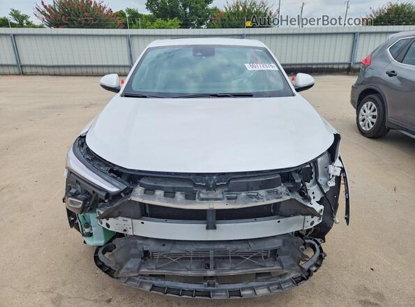 KL47LCE2XRB216466 2024 BUICK OTHER White Vista frontal