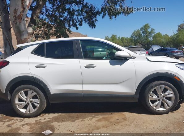 KL4AMBS24RB072267 2024 BUICK ENCORE White Widok wnętrza z tyłu