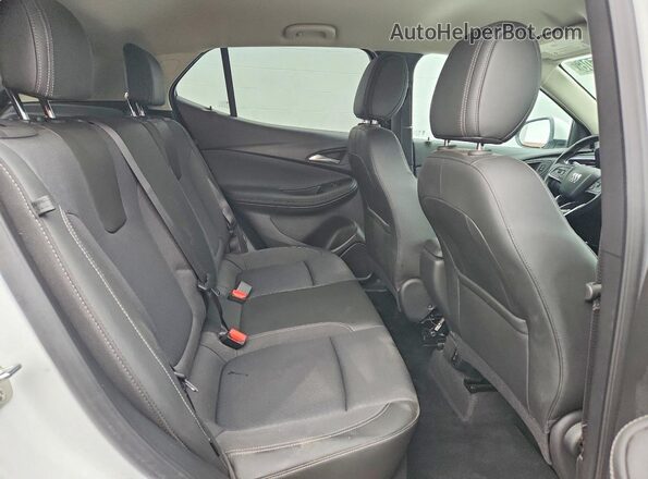 KL4AMBS25RB107446 2024 BUICK ENCORE White Vista interior trasera