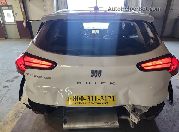 KL4AMBS27RB198459 2024 BUICK ENCORE White 